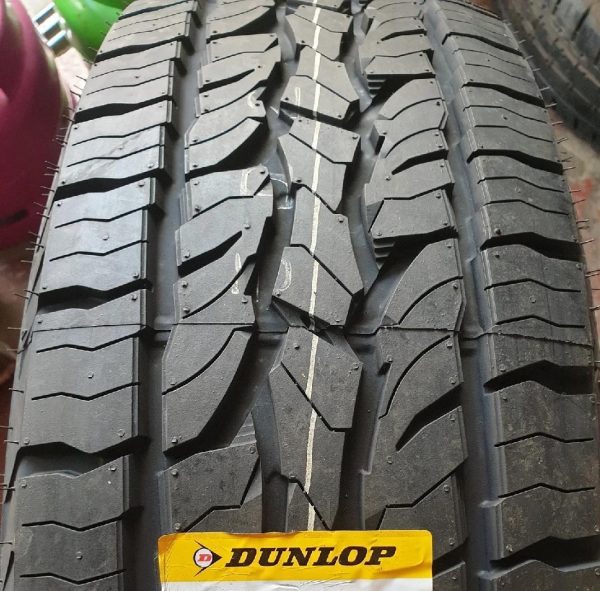 235/60 R18 – Dunlop AT5