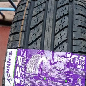 205/70 R15 – Achilles