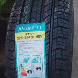 225/45 R19 – Bearway