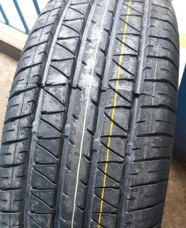 215/70 R15 – Maxtrek