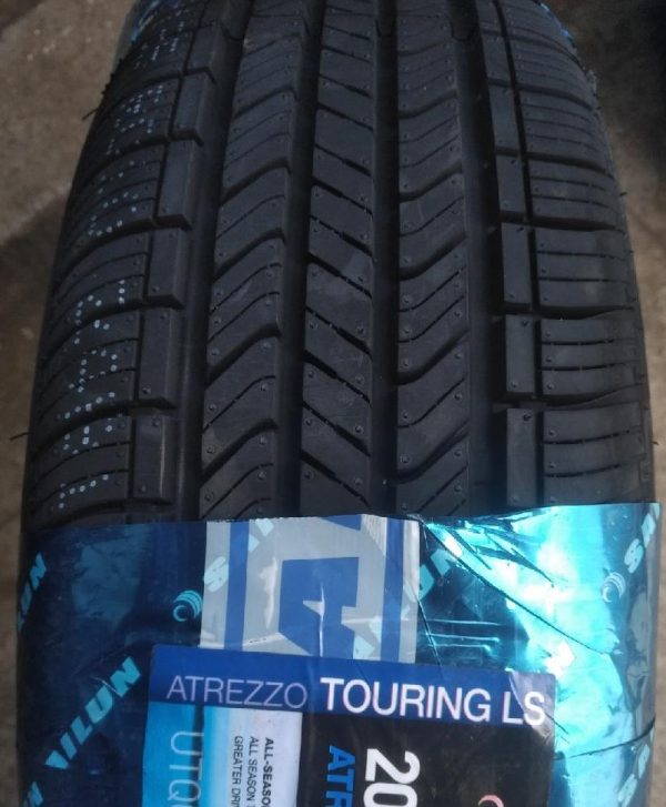 205/70 R15 – Sailun